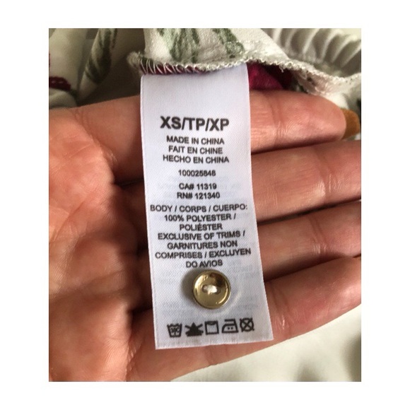 DYNAMITE semi crop top - XS - Picture 5 of 5